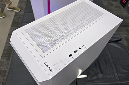 画像ギャラリー No.007のサムネイル画像 / エントリー市場向けゲームPC「NEXTGEAR」がラインナップを一新。デザインと冷却能力にこだわったフルタワー型が加わる