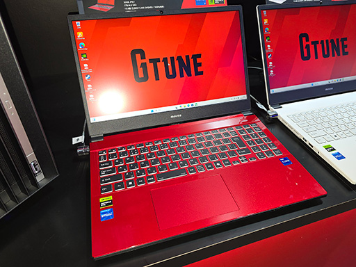 画像ギャラリー No.009のサムネイル画像 / 明るい白のミニタワー型PCや鮮やかな赤のノートPCなど，こだわりのカラバリモデルを披露したG TUNEの新製品をチェック［TGS2025］