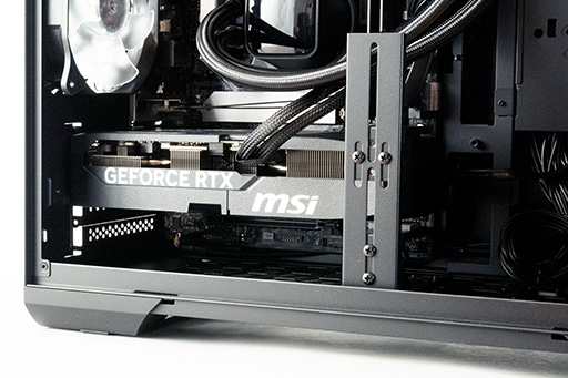 画像ギャラリー No.020のサムネイル画像 / G TUNEの新型ミニタワーゲームPC「DG-I7G70」をテスト。机上に置きやすいコンパクトな筐体でも性能や静音性は優秀だ