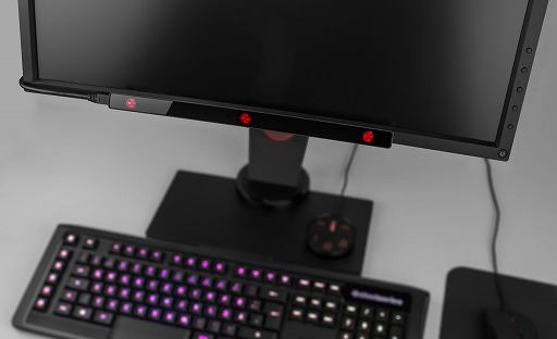 画像ギャラリー No.005のサムネイル画像 / SteelSeries,ゲーマー向け視線入力デバイス「Sentry」をゲーム実況でデモ