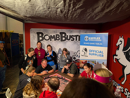 ���������꡼ No.026�Υ���ͥ������ / 4Gamer��1���֤򿶤��֤��Weekly 4Gamer�ס�2025ǯ10��27����11��2��