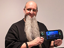 画像ギャラリー No.003のサムネイル画像 / 「ROG Xbox ALLY」のカスタム版Windows 11を，他のPCメーカーに提供する可能性は？ Xbox担当VPに聞いてみた［TGS2025］