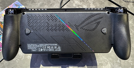 画像ギャラリー No.003のサムネイル画像 / 開発者に聞く「ROG Xbox ALLY」のポイント。消費電力の低減と使いやすさに注力した最新の携帯型ゲームPC
