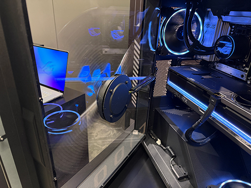 画像ギャラリー No.016のサムネイル画像 / コジプロコラボ2-in-1 PCや2画面搭載ノートPCに注目。ASUSが2026年の最新ゲーマー向けPCを披露