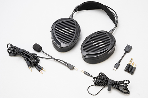 画像ギャラリー No.004のサムネイル画像 / 一度は体験したい平面駆動型スピーカー＋開放型のゲーミングヘッドセット「ROG Kithara」をレビュー