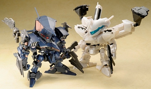 画像集#002のサムネイル/「アーマード・コア」シリーズに登場する「ホワイト・グリント」と「オルレア」のデフォルメプラキットをホビージャパンが販売