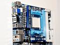 CeBIT 2010会場に展示されたAMD 8マザーボード一斉チェック。最大の話題は“コア数アンロック機能”