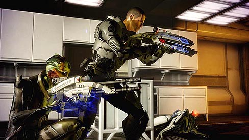 画像集#020のサムネイル/「Mass Effect 2」の週末新情報公開シリーズ第3弾。本作で新登場した種族の詳細や,装備のアップグレードなどの詳細が明らかに