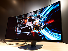 ウルトラワイドの臨場感に量子ドット有機ELの映像美&240Hz表示の「Alienware 34」は,一度使うと手放せないディスプレイだ