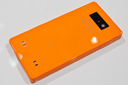 #051Υͥ/NTTɥ⡤GALAXY S III סAQUOS PHONE ZETAפʤ2012ǯߥǥ륹ޡȥե10ʤȯɽ٤Ƥ100MbpsΡXiפб