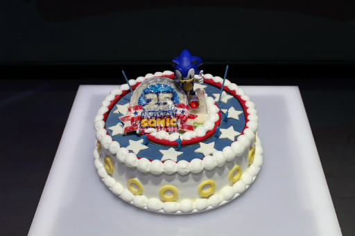 画像集 No.036のサムネイル画像 / マリオも祝福に駆けつけた「ソニック25周年 アニバーサリーパーティー」をレポート。25年に及ぶソニックの歴史を開発陣が語った