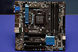 画像集#004のサムネイル/GIGA-BYTE,Z77搭載のゲーマー向けマザーボードを公開。ATXモデルはPCIe 3.0 x16×2やx8×4接続に対応か