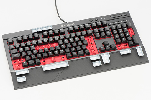 画像集 No.009のサムネイル画像 / 【PR】ゲーマー向け防滴キーボードは,本当に水がかかっても大丈夫なのか。Corsair「K68」で試してみた