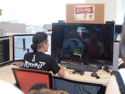 画像集#017のサムネイル/声優・藤原啓治さんも登場した「パペッティア」制作スタジオ潜入ツアーをレポート。開発スタッフが数々のサプライズでおもてなし