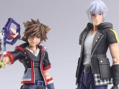 「KINGDOM HEARTS」シリーズの新作グッズ情報が公開。“III”のキーブレードマスターたちがアクションフィギュアになって登場