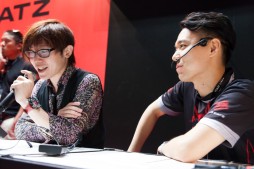 画像集#004のサムネイル/強者揃いのトーナメントを制したのは,なんとエル・フォルテ。TGS 2014のMad Catzブースで開催された「ウルIV」日本大会フォトレポート