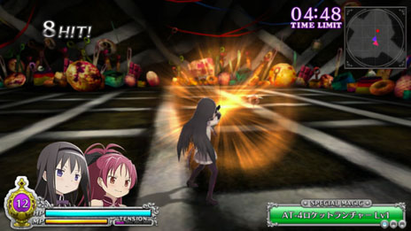 画像集#042のサムネイル/「劇場版 魔法少女まどか☆マギカ The Battle Pentagram」,戦闘時の基本アクションや,魔法少女達の絆の深さを示すパラメータ“絆値”などを紹介