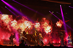 画像ギャラリー No.065のサムネイル画像 / 「グラブルフェス2025」フォトレポート。入口には“騎空艇の発着場”も。アトラクションや展示物，ステージイベントが楽しめた会場の様子を紹介