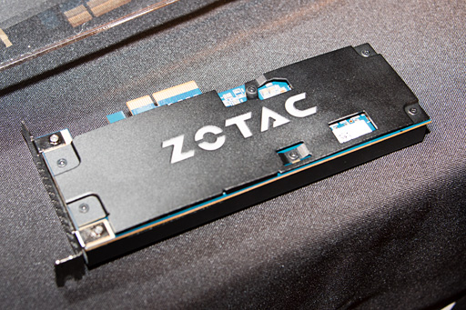 画像集 No.018のサムネイル画像 / ZOTAC創業10周年記念。GTX 1080と4コアCore i7を液冷する小型PC「MAGNUS EN1080」など3製品が登場