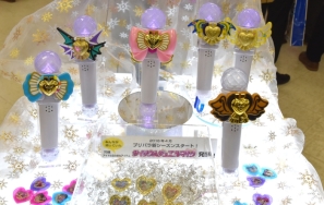 画像集 No.041のサムネイル画像 / 4月2日から順次稼動のアーケード版「プリパラ」最新弾「レッツ神チャレンジ!」のレポートをお届け。今度は神アイドルに挑戦!?