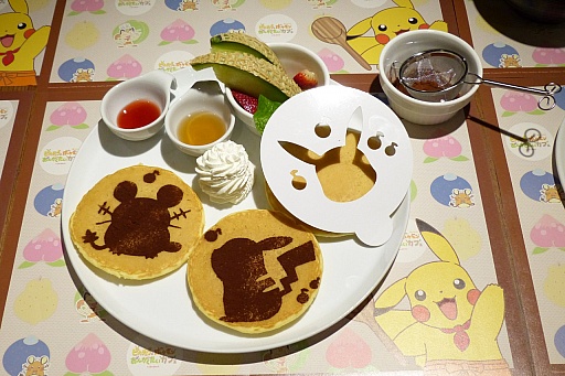 画像集 No.014のサムネイル画像 / サンシャインシティに「ピカチュウとポケモンおんがくたいカフェ by スイーツパラダイス」がオープン。ファンが楽しめるメニュー盛りだくさんの内覧会をレポート