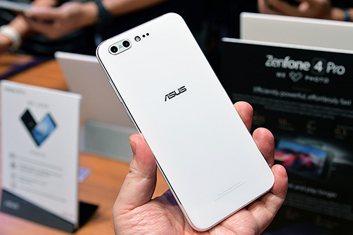 画像集 No.013のサムネイル画像 / ASUSの新型スマートフォン「ZenFone 4」シリーズ5製品をハンズオン会場でチェックしてきた