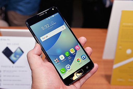 画像集 No.033のサムネイル画像 / ASUSの新型スマートフォン「ZenFone 4」シリーズ5製品をハンズオン会場でチェックしてきた