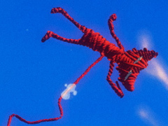 毛糸玉から生まれたヤーニーの大冒険を描くアクションパズル「UNRAVEL」のPS4版とXbox One版が本日発売