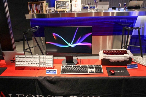 画像集 No.004のサムネイル画像 / 「REALFORCE TYPING CHAMPIONSHIP 2018」をレポート。スピードと正確性の両方を重視したタイピング日本一を決める大会で,猛者達がその腕を競い合った