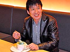 「戦場のヴァルキュリア」のコラボカフェが2016年2月26日にオープン。イラスト入りの特製カフェラテを始め,注目メニューが盛りだくさんのメディア向け先行試食会をレポート