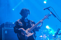 画像ギャラリー No.007のサムネイル画像 / 7年前の悲しみを,最高の思い出に塗り替えたい ――「バンやろ」発リアルバンド OSIRIS,7年ぶりワンマン「OSIRIS THE LUST GIG」レポート