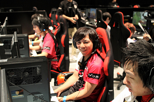  No.001Υͥ / PUBG JAPAN SERIESסɥĹԤˤΤCrest Gaming XanaduWindfallˡӤȲ1꡼ǽݡ