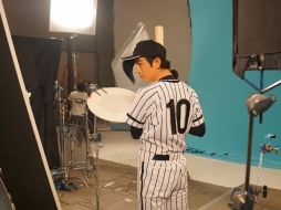 画像ギャラリー No.003のサムネイル画像 / 「プロ野球バーサス」，「巨人の星」とコラボしたTVCMを6月2日に放映開始