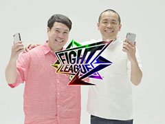 XFLAGスタジオの新作アプリ「ファイトリーグ」にタカアンドトシが挑戦。動画内に表示されるキーワードに注目