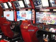 SUPER GT公式「SEGA World Drivers Championship」“テスト走行会”レポート。35台のマシンが入り乱れる,大迫力の新作アーケードレースゲーム