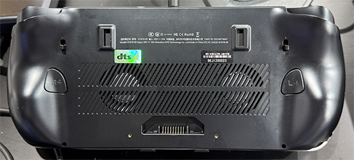 画像ギャラリー No.009のサムネイル画像 / 携帯型ゲームPC「GPD WIN 5」を実機でチェック。従来製品から使い勝手が大きく変わりそう［TGS2025］