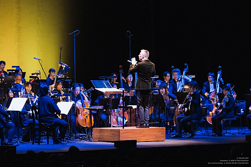 画像ギャラリー No.002のサムネイル画像 / 「クロノ・トリガー Orchestra Concert 時を超える旋律」レポート。クロノ達の冒険を，オーケストラ演奏と映像で追体験できる公演に