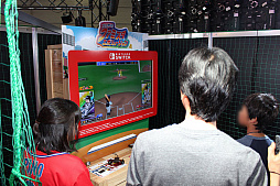 画像集 No.026のサムネイル画像 / 任天堂やレベルファイブなど,ゲームメーカーも多数参加した「次世代ワールドホビーフェア'18 Summer」レポート。SIEの噂のキャラクター「ゴンじろー」の正体も明らかに