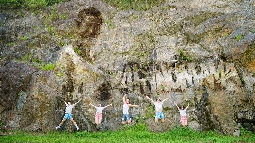 画像ギャラリー No.003のサムネイル画像 / 「ウマ娘 プリティーダービー」,ケイン・コスギさんと一緒にエクササイズできる動画“ケイン's スキルアップアイランド”を公開