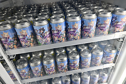 画像ギャラリー No.005のサムネイル画像 / 「ウマ娘」「グラブル」「シャドバWB」の専用商品も販売。Cygames作品のグッズを販売する“コンビニ風”店舗「CyConveni」，WACCA池袋に本日オープン