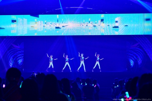 画像集 No.024のサムネイル画像 / 「スタライ8th」ライブ初披露曲や新衣装にも大熱狂! 声出し解禁で会場が熱狂の渦に包まれたライブレポート