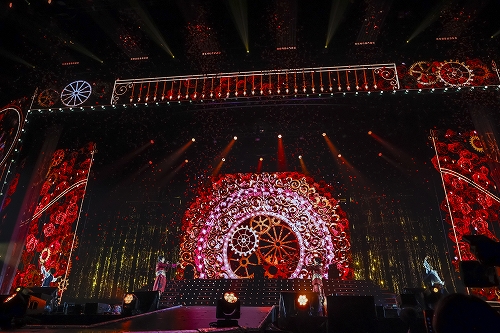 画像ギャラリー No.022のサムネイル画像 / フルキャスト出演！　色彩が弾けるような花々が咲き誇る最高に輝く3日間。「スタフォニ」4th 全公演レポート