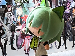 「アークナイツ」6周年記念イベントレポ。今回の巨大バルーンはボス敵のザーロ。テラの大地を再現したジオラマも展示