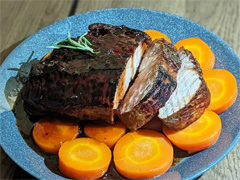「原神」に出てくる「ニンジンとお肉のハニーソテー」をプロが再現。俺のコラボカフェ:Menu 058