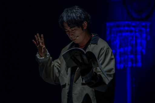 画像ギャラリー No.017のサムネイル画像 / 「ブラスタ」6周年記念「BLACK PARTY」レポート。まさにスターレスのショーそのもの！　極上の歌と芝居とパフォーマンスで彩った2日間