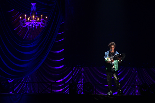 画像ギャラリー No.038のサムネイル画像 / 「ブラスタ」6周年記念「BLACK PARTY」レポート。まさにスターレスのショーそのもの！　極上の歌と芝居とパフォーマンスで彩った2日間