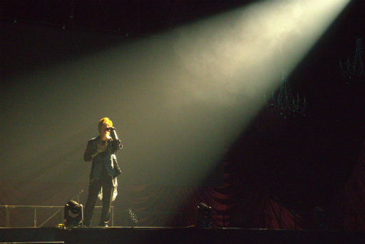 画像ギャラリー No.042のサムネイル画像 / 「ブラスタ」6周年記念「BLACK PARTY」レポート。まさにスターレスのショーそのもの！　極上の歌と芝居とパフォーマンスで彩った2日間