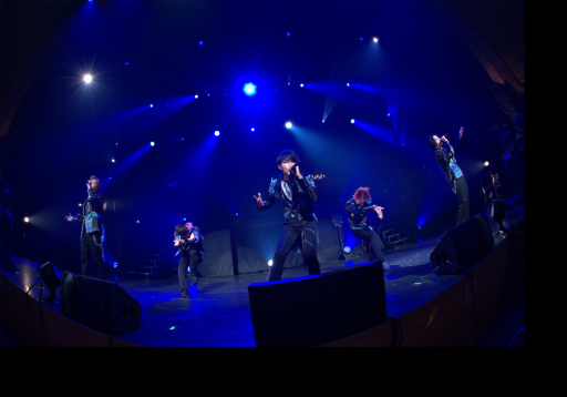 画像ギャラリー No.046のサムネイル画像 / 「ブラスタ」6周年記念「BLACK PARTY」レポート。まさにスターレスのショーそのもの！　極上の歌と芝居とパフォーマンスで彩った2日間