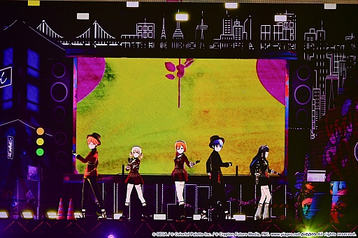 画像ギャラリー No.007のサムネイル画像 / 「プロジェクトセカイ」実在感が向上した3DCGライブをレポート。初音ミクや巡音ルカ,作中に登場する音楽ユニットのメンバーが等身大の姿で歌う!
