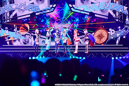 画像ギャラリー No.026のサムネイル画像 / 「プロジェクトセカイ」実在感が向上した3DCGライブをレポート。初音ミクや巡音ルカ,作中に登場する音楽ユニットのメンバーが等身大の姿で歌う!